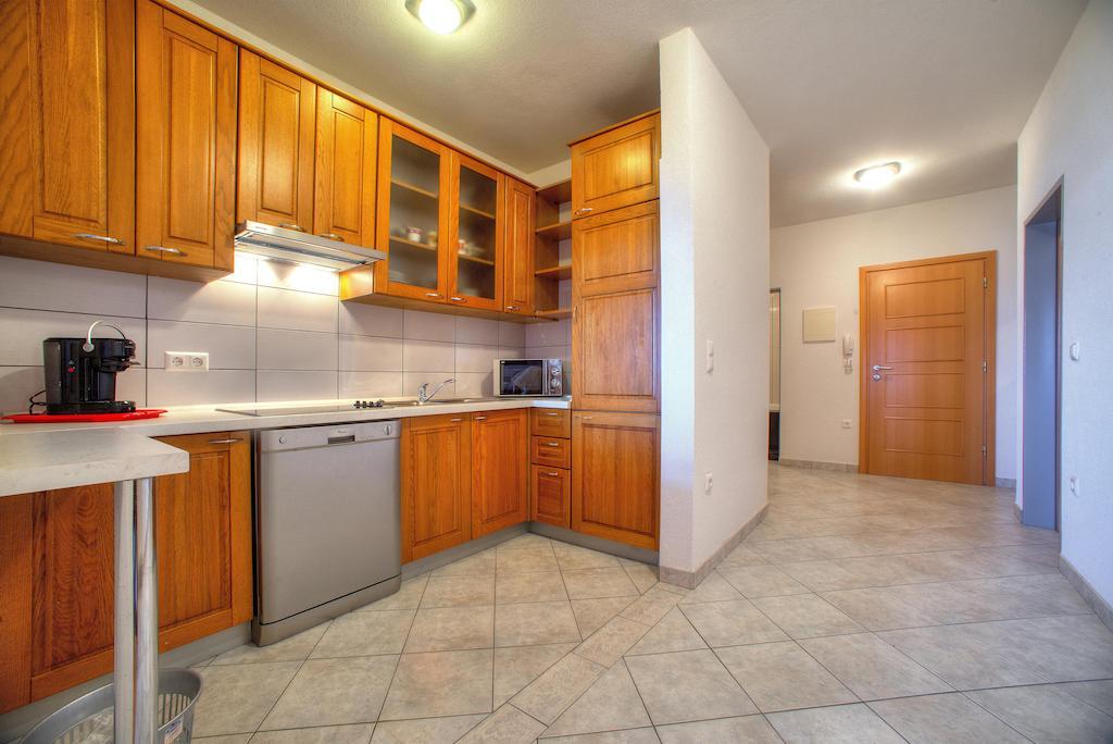 Apartments Peran Šibenik Стая снимка