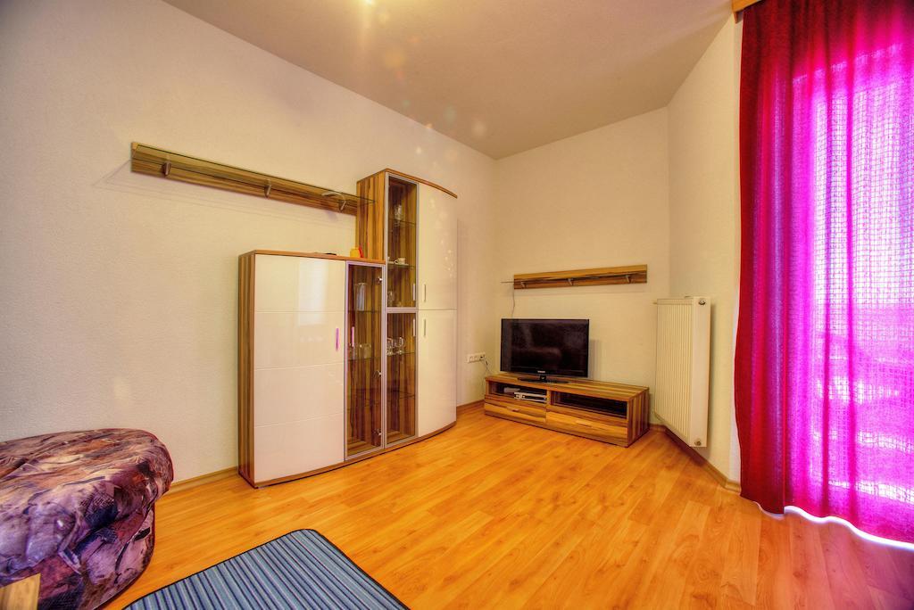 Apartments Peran Šibenik Стая снимка