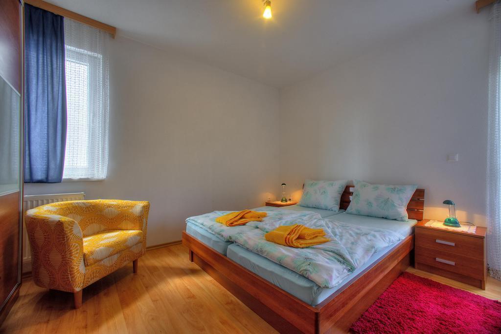 Apartments Peran Šibenik Стая снимка