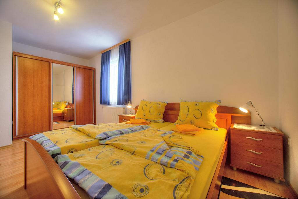 Apartments Peran Šibenik Стая снимка