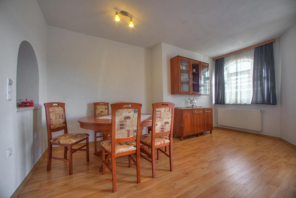 Apartments Peran Šibenik Стая снимка